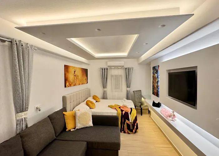 Apostolis House